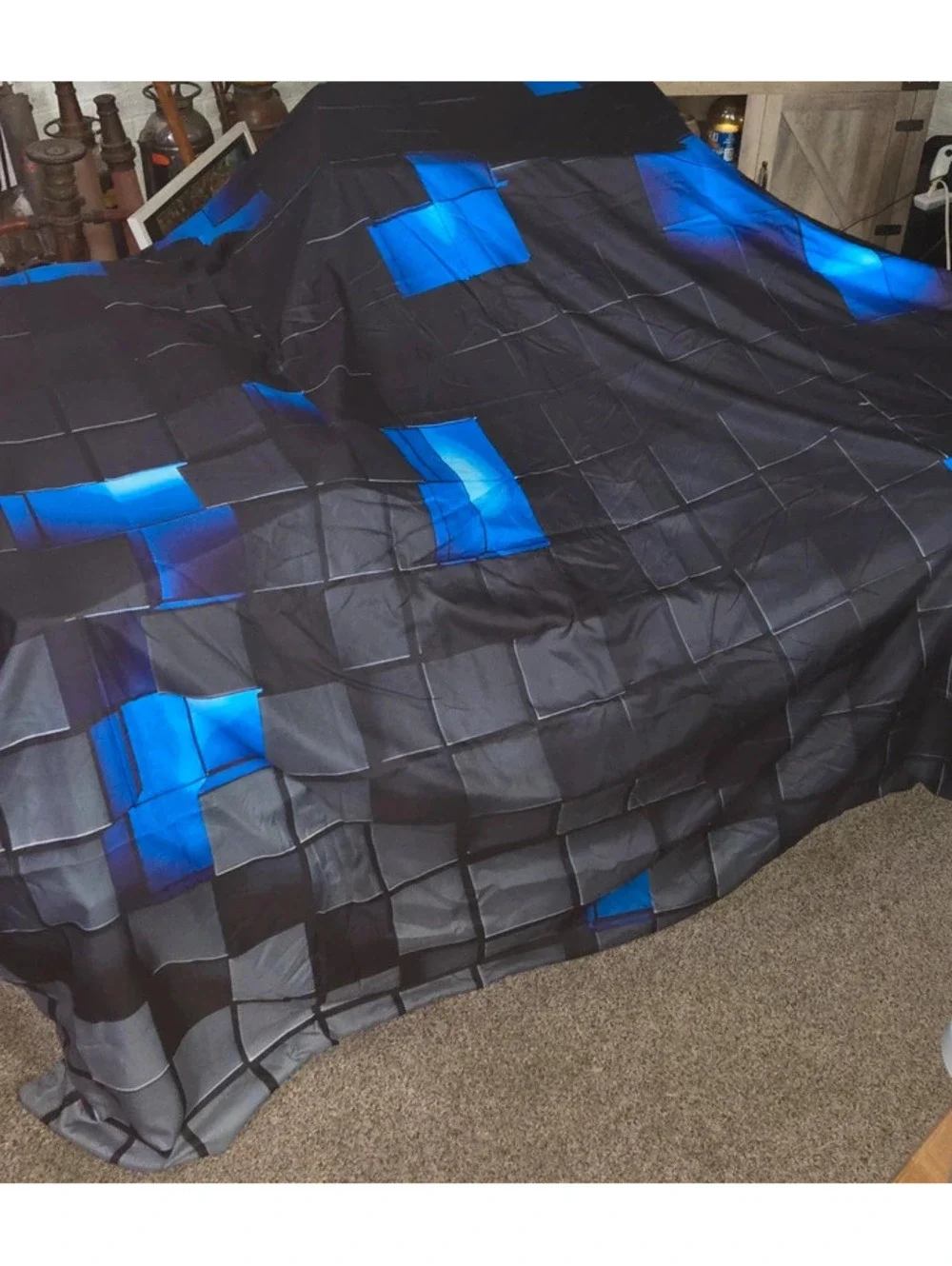 Queen Sized Duvet Cover with Pillow Covers